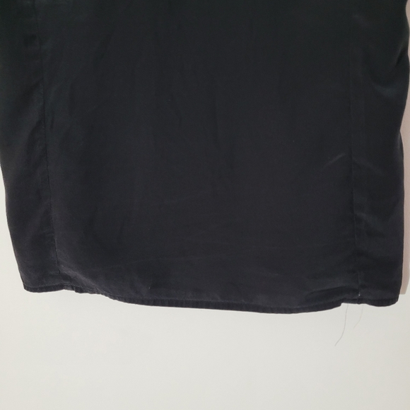Jones New York Women’s Size Medium Black Silk Short Sleeve Button Down Blouse - Picture 6 of 12